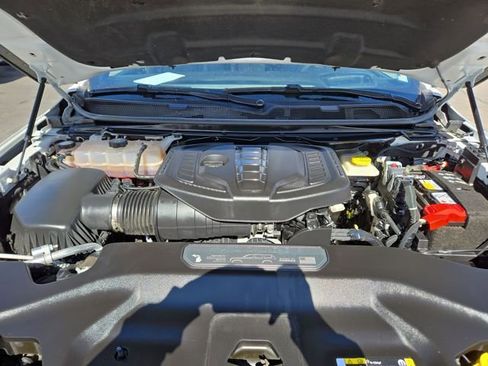 Used 2024 Jeep Wagoneer L Series III w/ Flexible Seating Group image 37