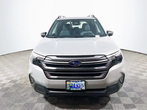 Certified 2025 Subaru Forester Premium AWD/4WD image 2