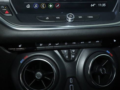 Used 2025 Chevrolet Blazer LT FWD image 26