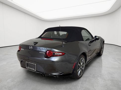 Used 2021 MAZDA MX-5 Miata Grand Touring RWD image 6