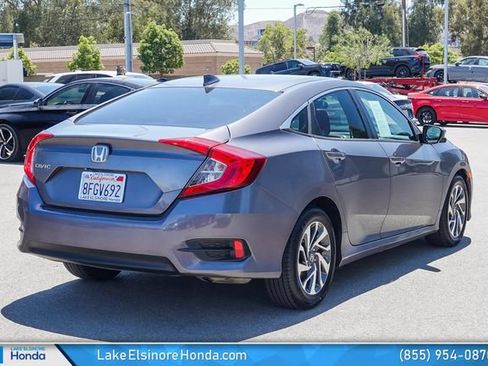 Certified 2018 Honda Civic EX image 9