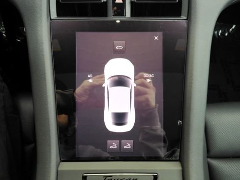 Used 2023 Porsche Taycan w/ Premium Package image 15