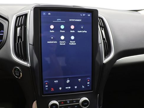 Used 2023 Ford Edge Titanium image 22
