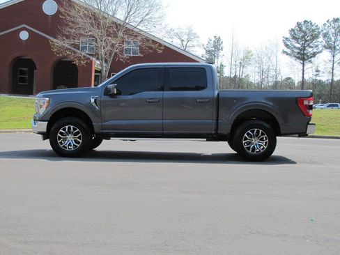 Used 2022 Ford F150 Lariat w/ FX4 Off-Road Package image 5