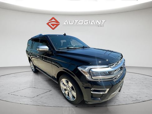 Used 2023 Ford Expedition Platinum AWD/4WD image 12