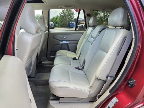 Used 2004 Volvo XC90 T6 AWD/4WD image 18