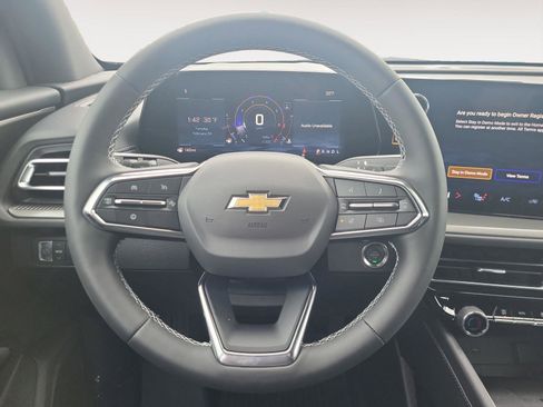 New 2026 Chevrolet Traverse LT w/ LPO, Floor Liner Package image 16