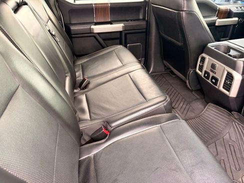 Used 2017 Ford F150 Lariat w/ Equipment Group 502A Luxury AWD/4WD image 14