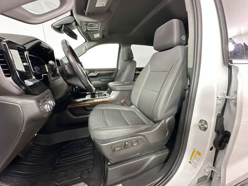 Used 2022 GMC Sierra 1500 Elevation image 18