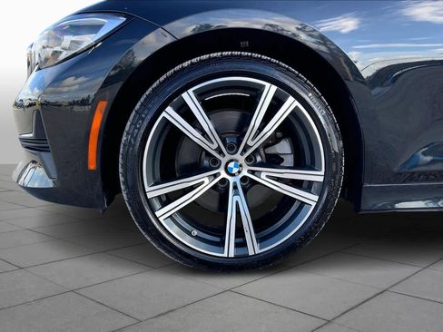 Used 2019 BMW 330i Sedan w/ Driving Assistance Package image 10