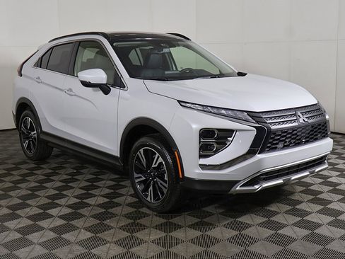 New 2026 Mitsubishi Eclipse Cross SE image 2
