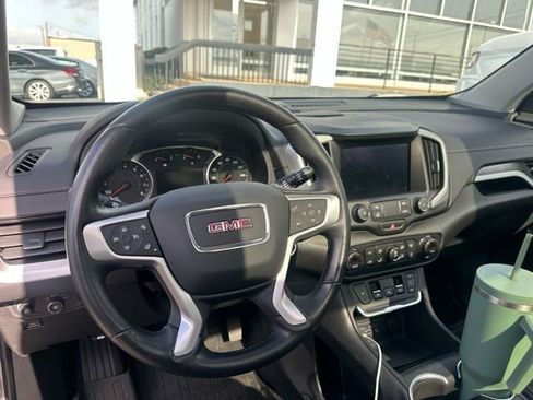 Used 2021 GMC Terrain SLT w/ Infotainment Package II image 28