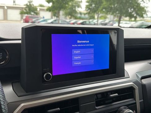 Certified 2024 Toyota Tacoma SR5 AWD/4WD image 28