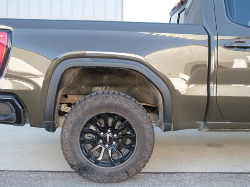 Used 2023 GMC Sierra 1500 AT4X AWD/4WD image 37