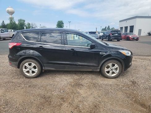 Used 2016 Ford Escape SE w/ SE Cold Weather Package AWD/4WD image 3