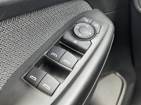 Used 2021 Chevrolet TrailBlazer LS FWD image 16
