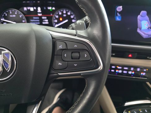Used 2021 Buick Envision Avenir w/ Technology Package II AWD/4WD image 17