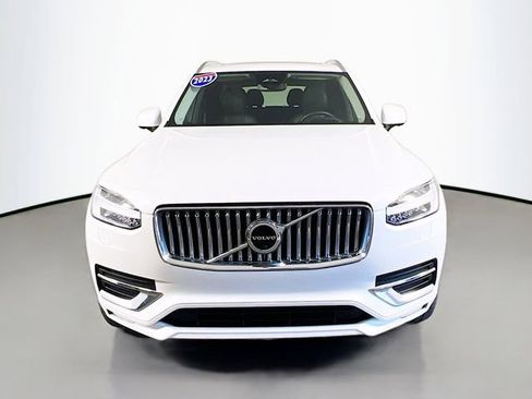 Used 2023 Volvo XC90 B6 Ultimate w/ Protection Package Premier AWD/4WD image 3