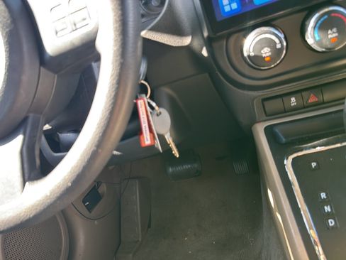Used 2014 Jeep Patriot Sport w/ Power Value Group FWD image 24