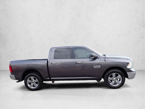 Used 2017 RAM 1500 Big Horn AWD/4WD image 5