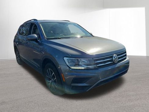 Used 2018 Volkswagen Tiguan SEL image 12
