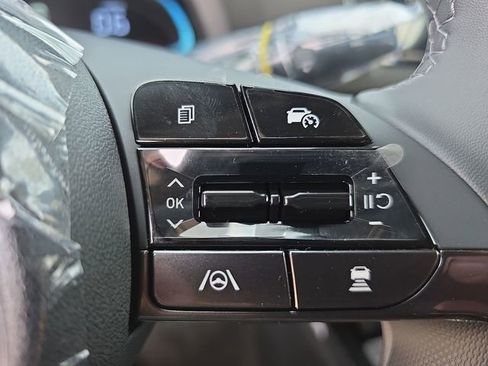 New 2026 Hyundai Elantra SEL Sport Premium FWD image 25