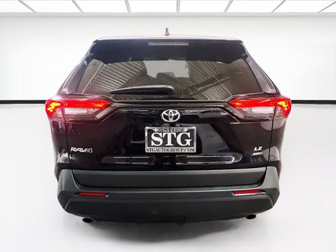 Used 2023 Toyota RAV4 LE AWD/4WD image 5