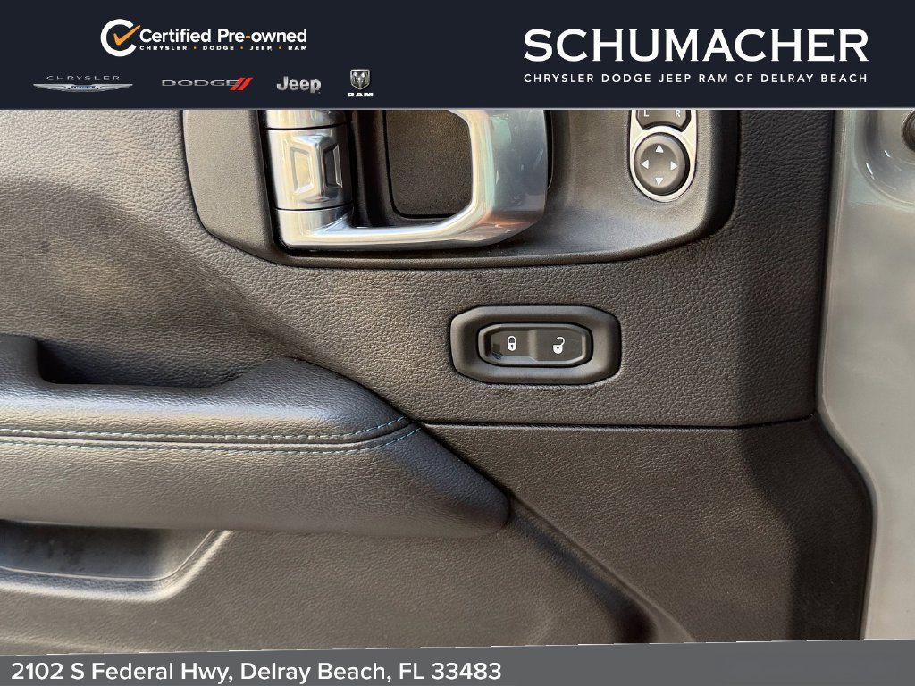 Used 2022 Jeep Wrangler Unlimited Rubicon 4xe w/ Steel Bumper Group AWD/4WD image 28