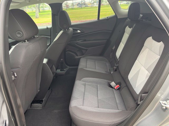 New 2026 Chevrolet Trax LS w/ LS Convenience Package FWD image 4