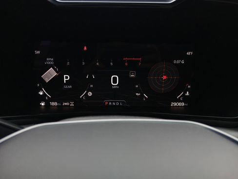 Used 2024 GMC Canyon AT4X w/ AT4X AEV Edition image 22