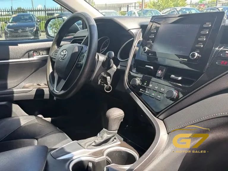 Used 2021 Toyota Camry LE FWD image 24