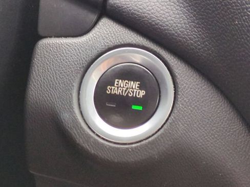Used 2019 Chevrolet Equinox LT w/ Sun & Navigation Package AWD/4WD image 35