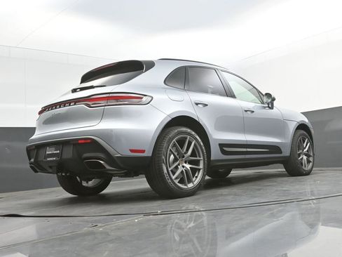 New 2026 Porsche Macan AWD/4WD image 40