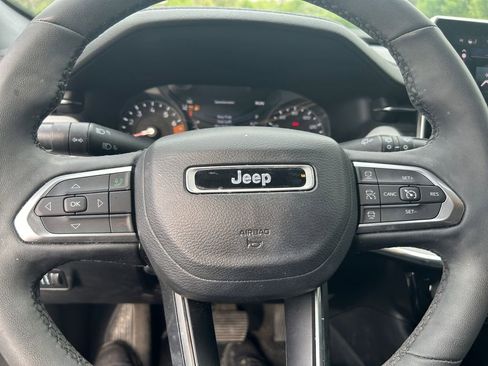 Used 2023 Jeep Compass Limited AWD/4WD image 15