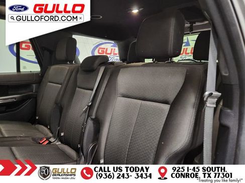 Used 2021 Ford Expedition XLT image 13