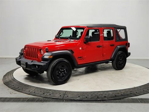 Used 2021 Jeep Wrangler Unlimited Sport image 3