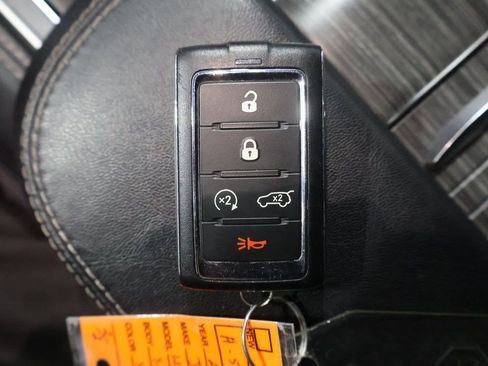 Used 2023 Jeep Wagoneer Series II image 25