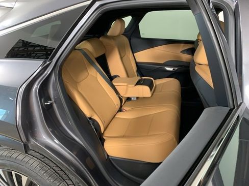 Used 2024 Lexus RX 350 Premium Plus w/ Convenience Package image 36