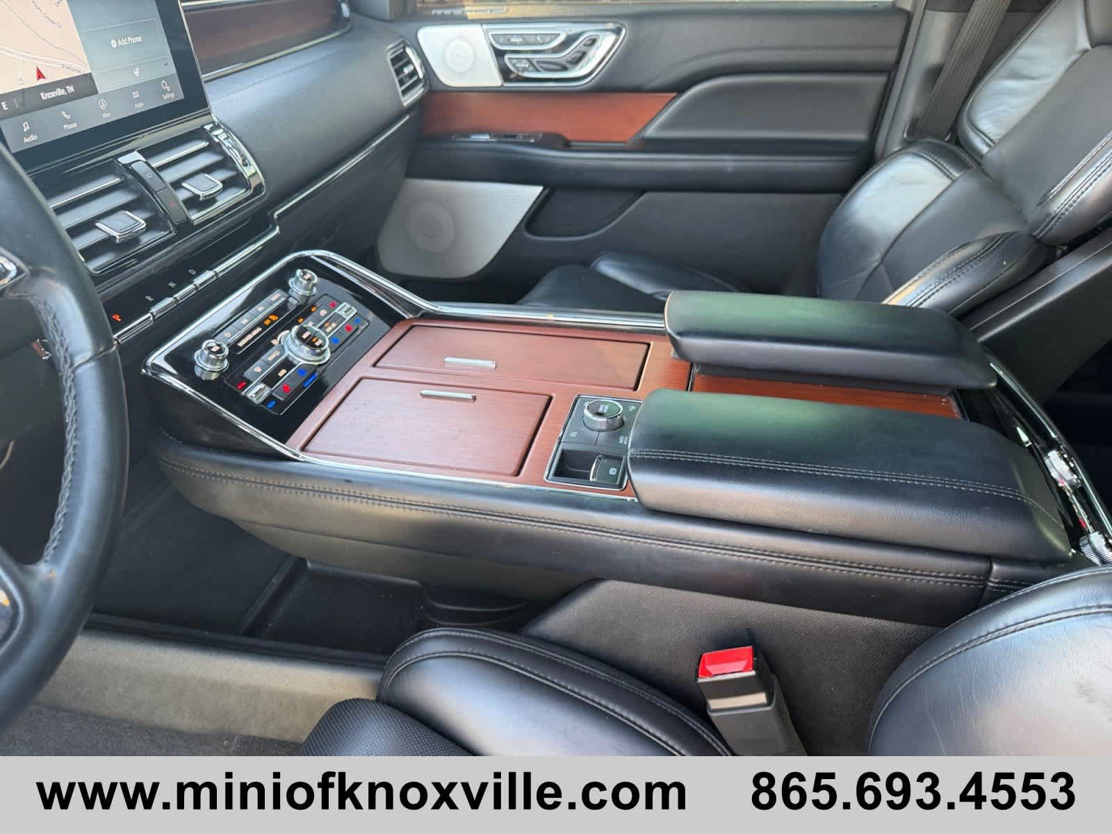 Used 2020 Lincoln Navigator Reserve w/ Equipment Group 208A Reserve AWD/4WD image 14