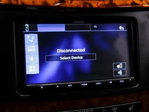 Used 2009 Mercedes-Benz E 550 Sedan image 38