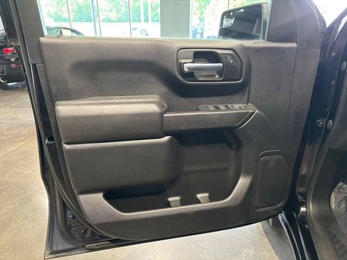 Used 2023 GMC Sierra 1500 Pro w/ Pro Value Package AWD/4WD image 10