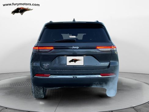 New 2025 Jeep Grand Cherokee Laredo X w/ Luxury Tech Group I image 4