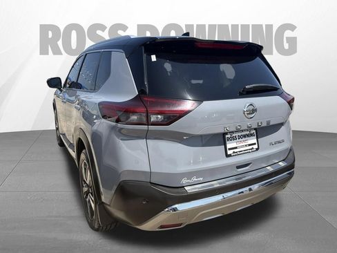 Used 2021 Nissan Rogue Platinum FWD image 6