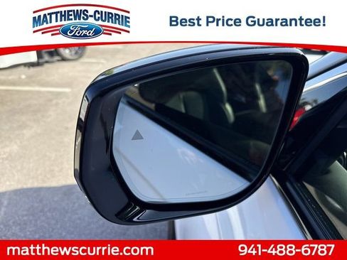 Used 2023 Jeep Grand Cherokee L Overland AWD/4WD image 8