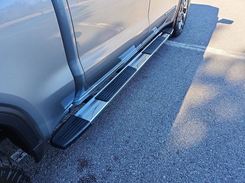 Certified 2025 GMC Sierra 1500 SLT w/ SLT Premium Plus Package image 8