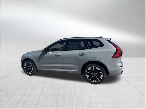 New 2026 Volvo XC60 B5 Plus w/ Protection Package Premier image 2