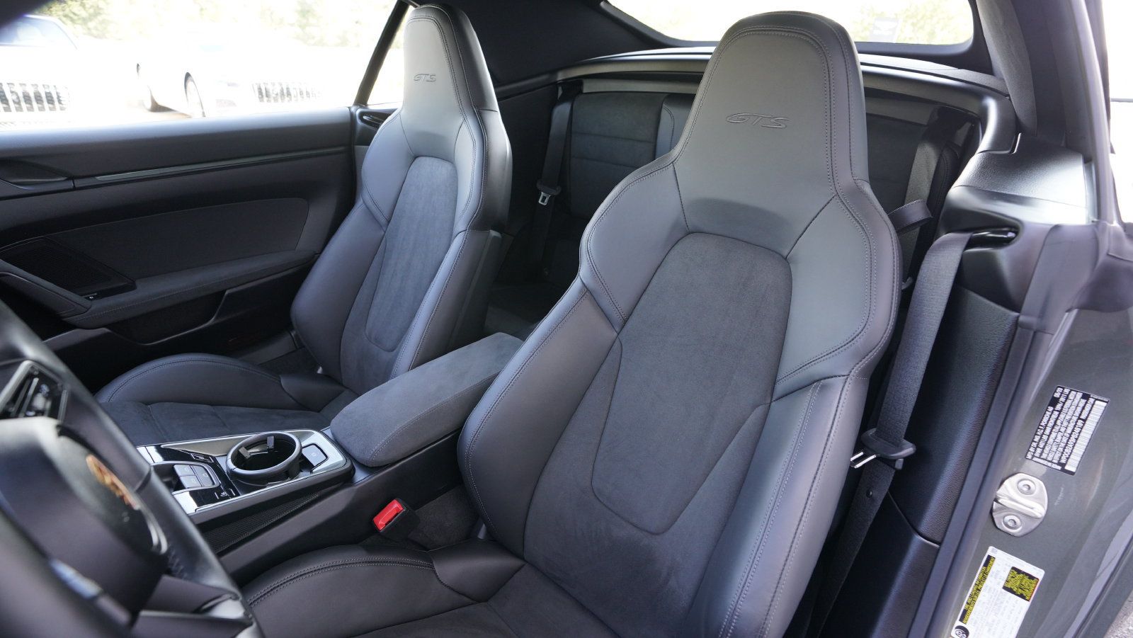 Used 2023 Porsche 911 Carrera GTS RWD image 31