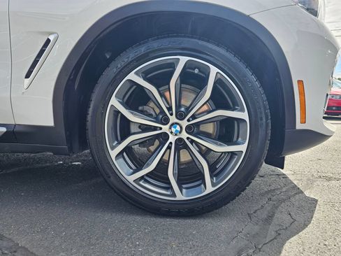Used 2020 BMW X4 xDrive30i AWD/4WD image 9