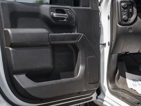 Used 2023 Chevrolet Silverado 1500 Custom AWD/4WD image 41