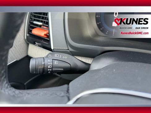 Used 2025 Volvo XC90 T8 Ultra w/ Protection Package Premier image 12